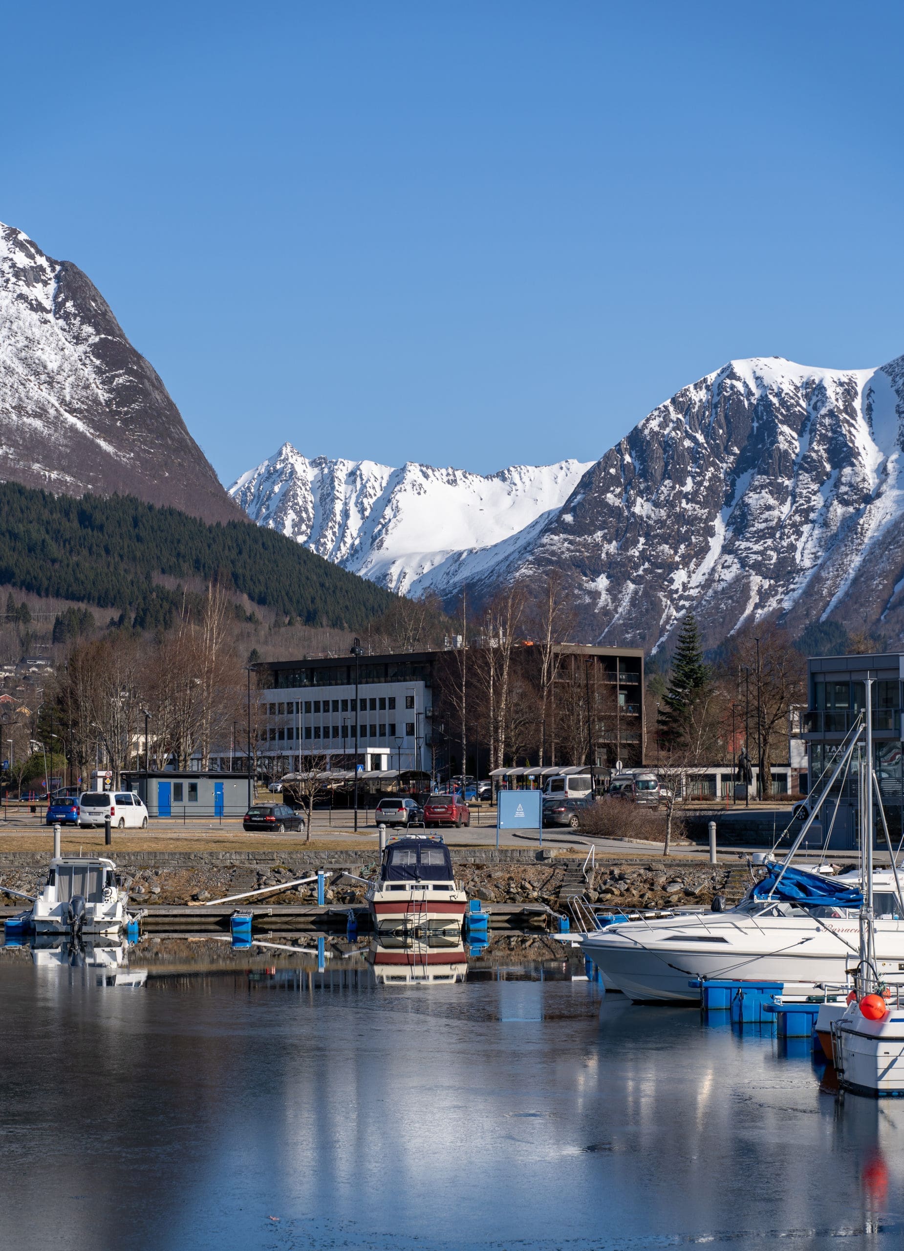 Havila Hotel Ivar Asen scaled
